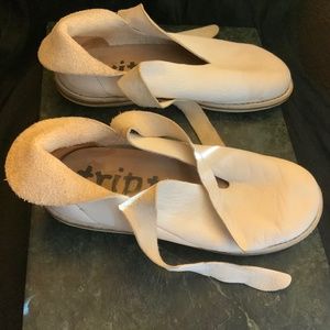 Vintage Trippen White Cream Unisex Leather Flats shoes EUR 41D US 8.5 D
